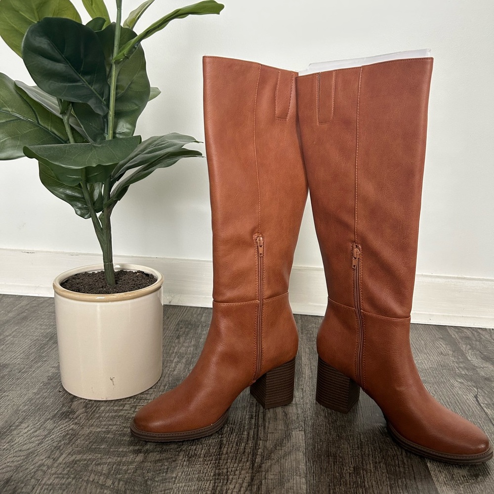 Zodiac Tan Heeled Boots Size 9 NEW